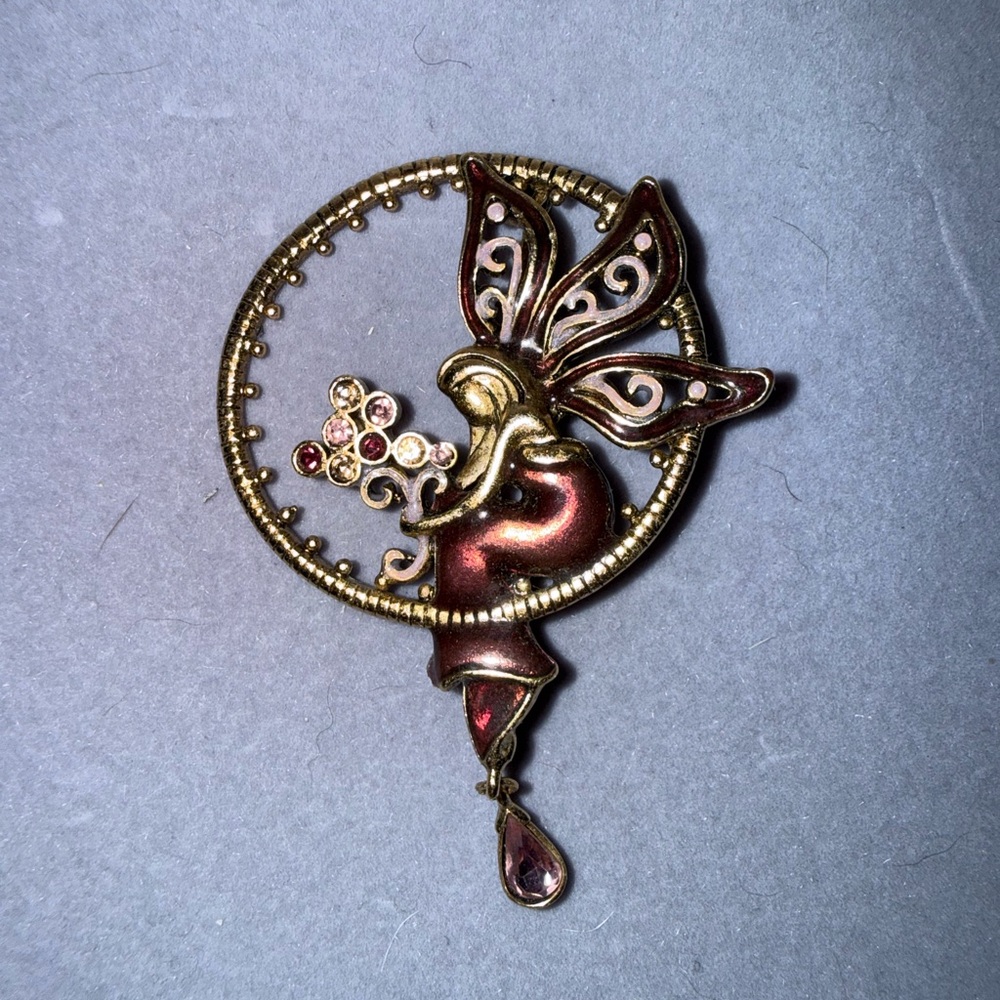 Ailang Articulating Fairy Brooch